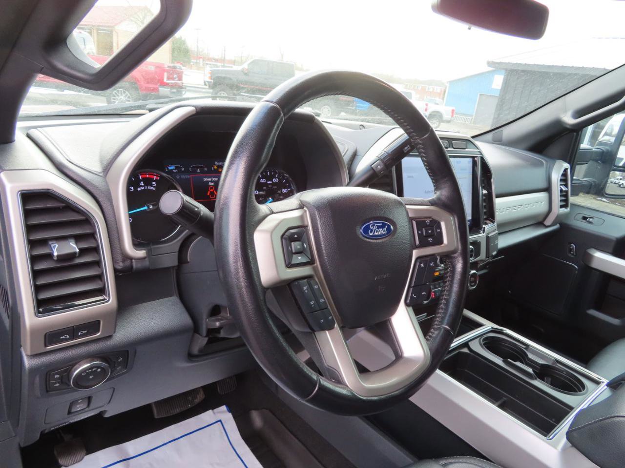 Used 2022 Ford F250 Lariat w/ Chrome Package image 32