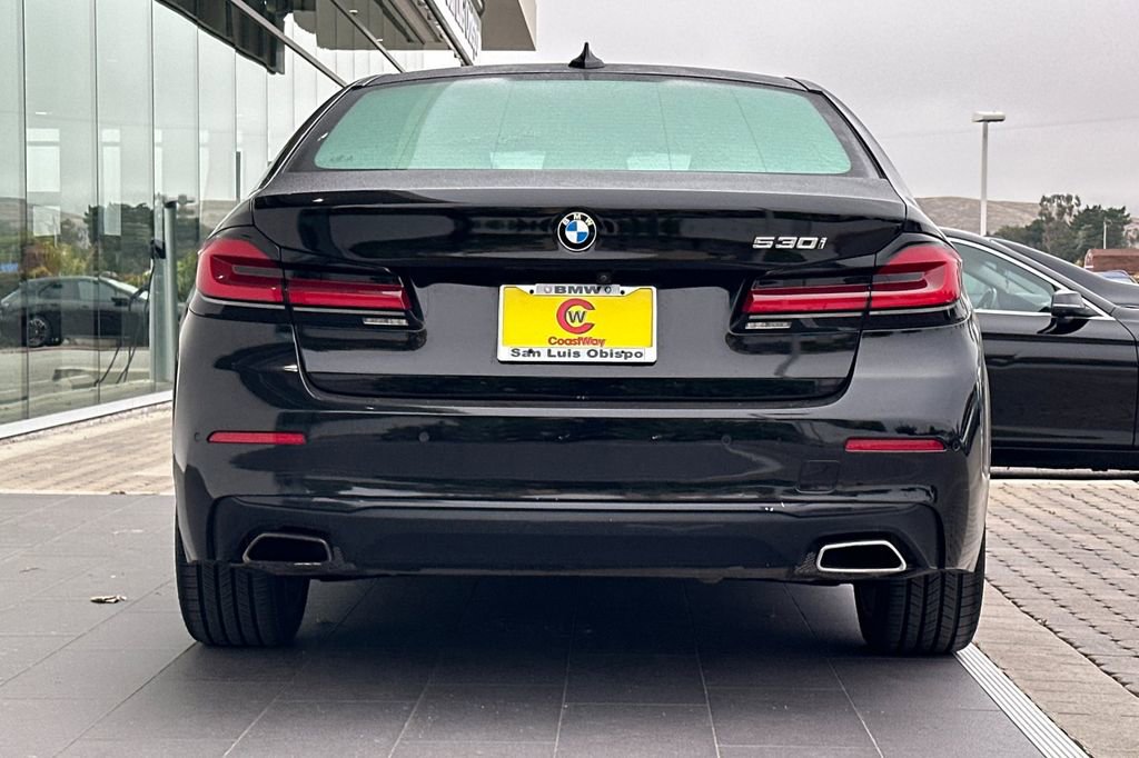 Used 2022 BMW 530i RWD image 4