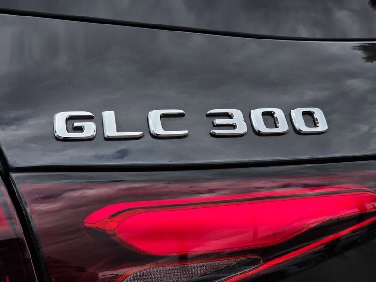Certified 2026 Mercedes-Benz GLC 300 image 19