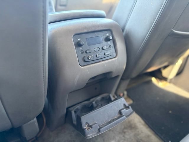 Used 2005 Chevrolet Tahoe LT w/ LT Preferred Equipment Group AWD/4WD image 15
