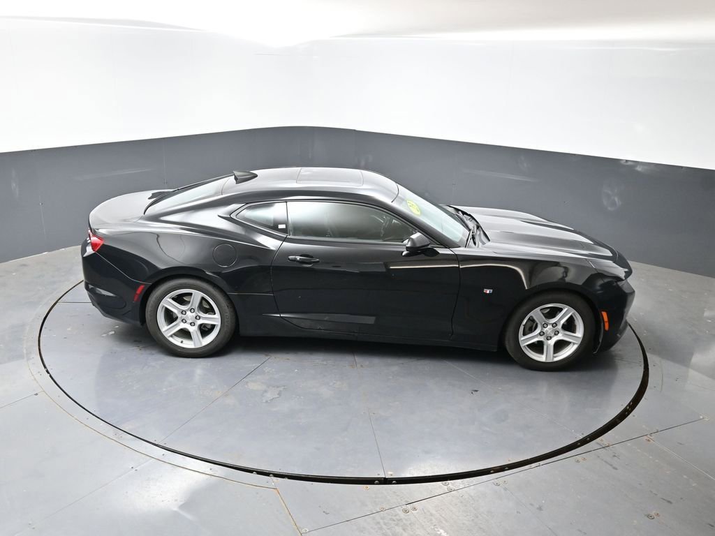 Used 2023 Chevrolet Camaro LT RWD image 65