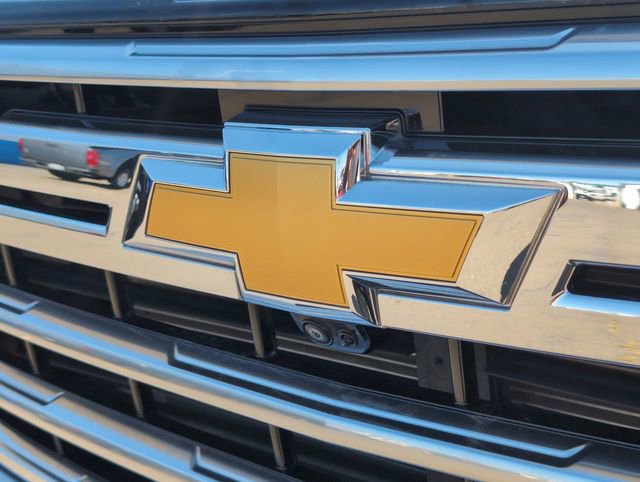 Used 2024 Chevrolet Silverado 2500 High Country w/ Z71 Off-Road Package image 37
