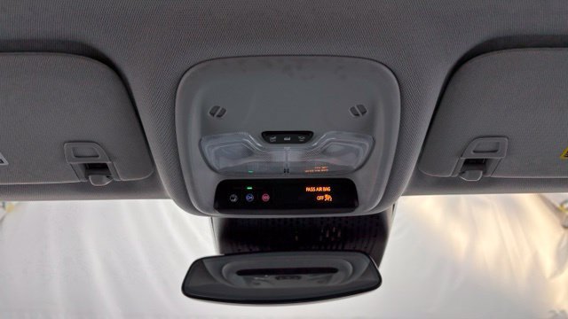 New 2027 Chevrolet Bolt LT w/ Comfort Package FWD image 36