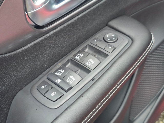 New 2026 Chrysler Pacifica Select w/ S Appearance Package FWD image 27