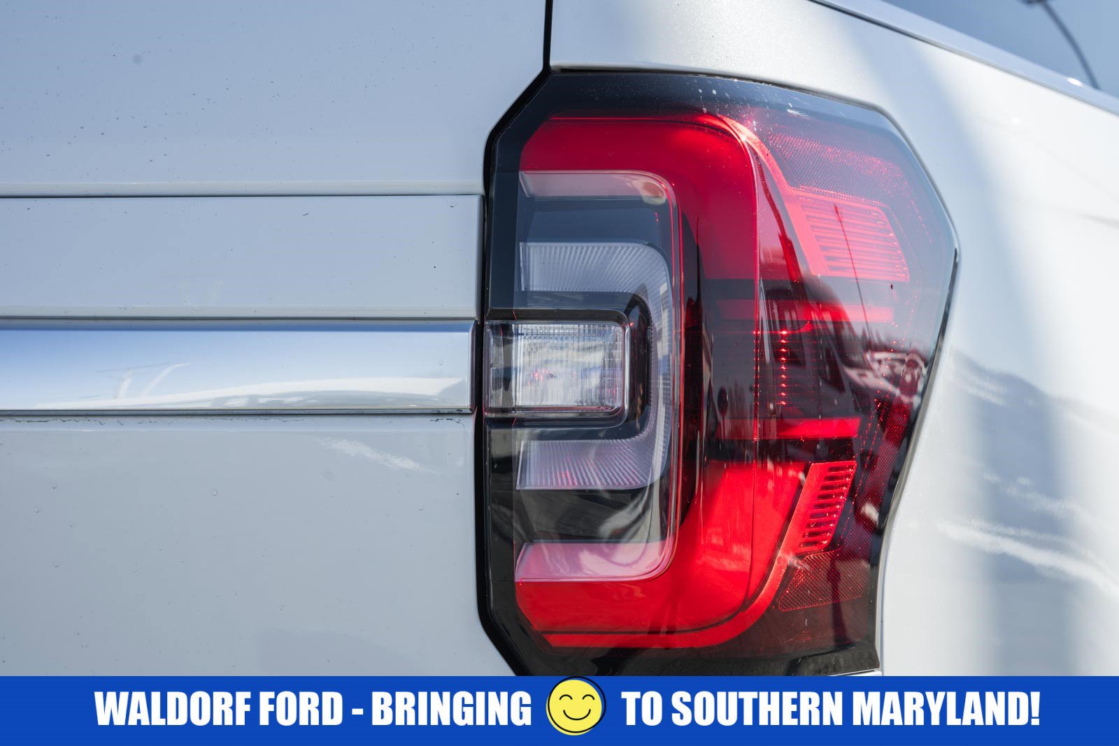 Used 2024 Ford Expedition Max Platinum image 8