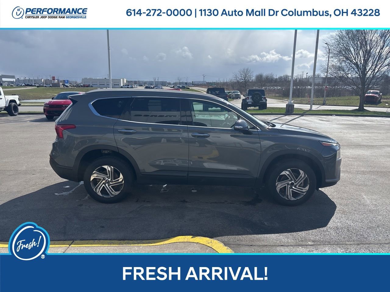 Used 2023 Hyundai Santa Fe SEL image 3