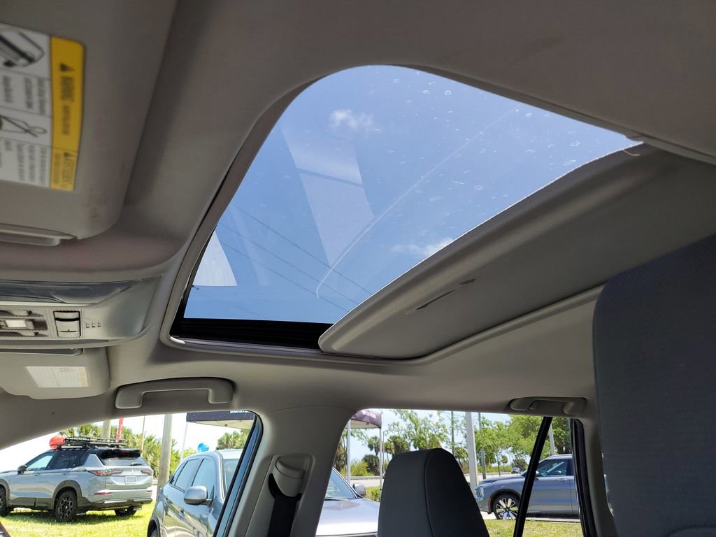 Used 2019 Toyota RAV4 XLE image 32