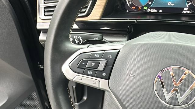 Used 2024 Volkswagen Atlas SE image 18