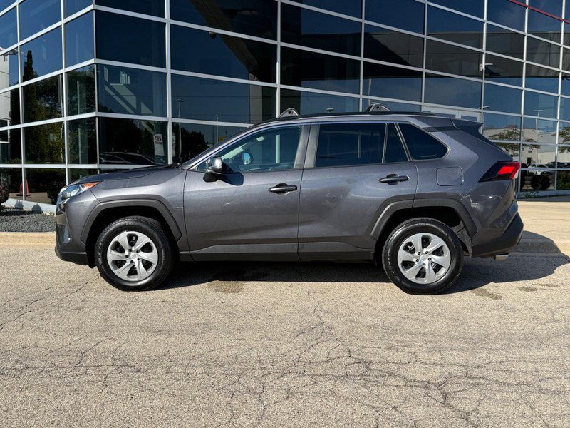 Used 2021 Toyota RAV4 LE AWD/4WD image 6