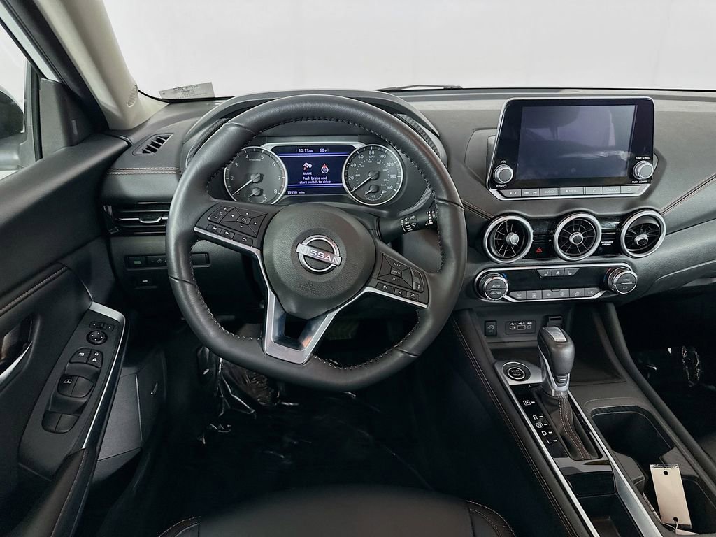 Certified 2025 Nissan Sentra SR w/ SR Premium Package image 31