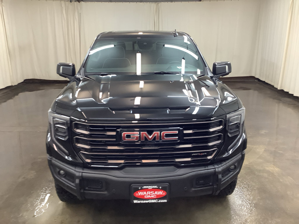 Used 2025 GMC Sierra 1500 AT4X image 3