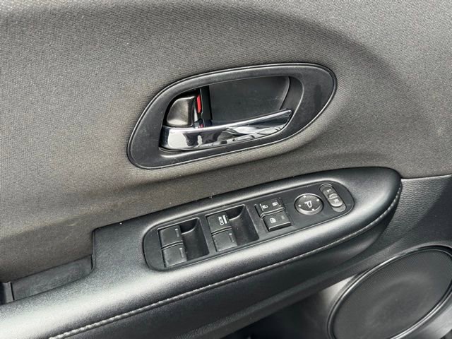 Used 2020 Honda HR-V Sport image 14