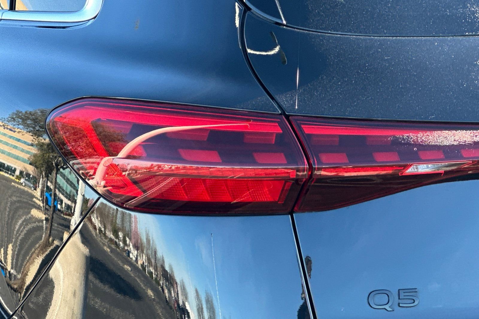 Used 2025 Audi Q5 Premium Plus w/ Premium Plus image 48