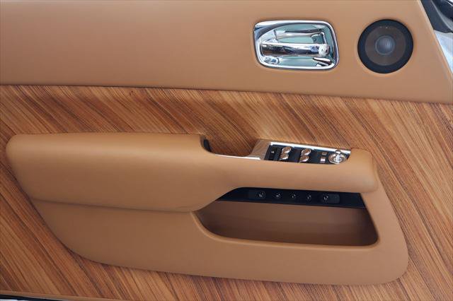 Certified 2016 Rolls-Royce Wraith RWD image 12