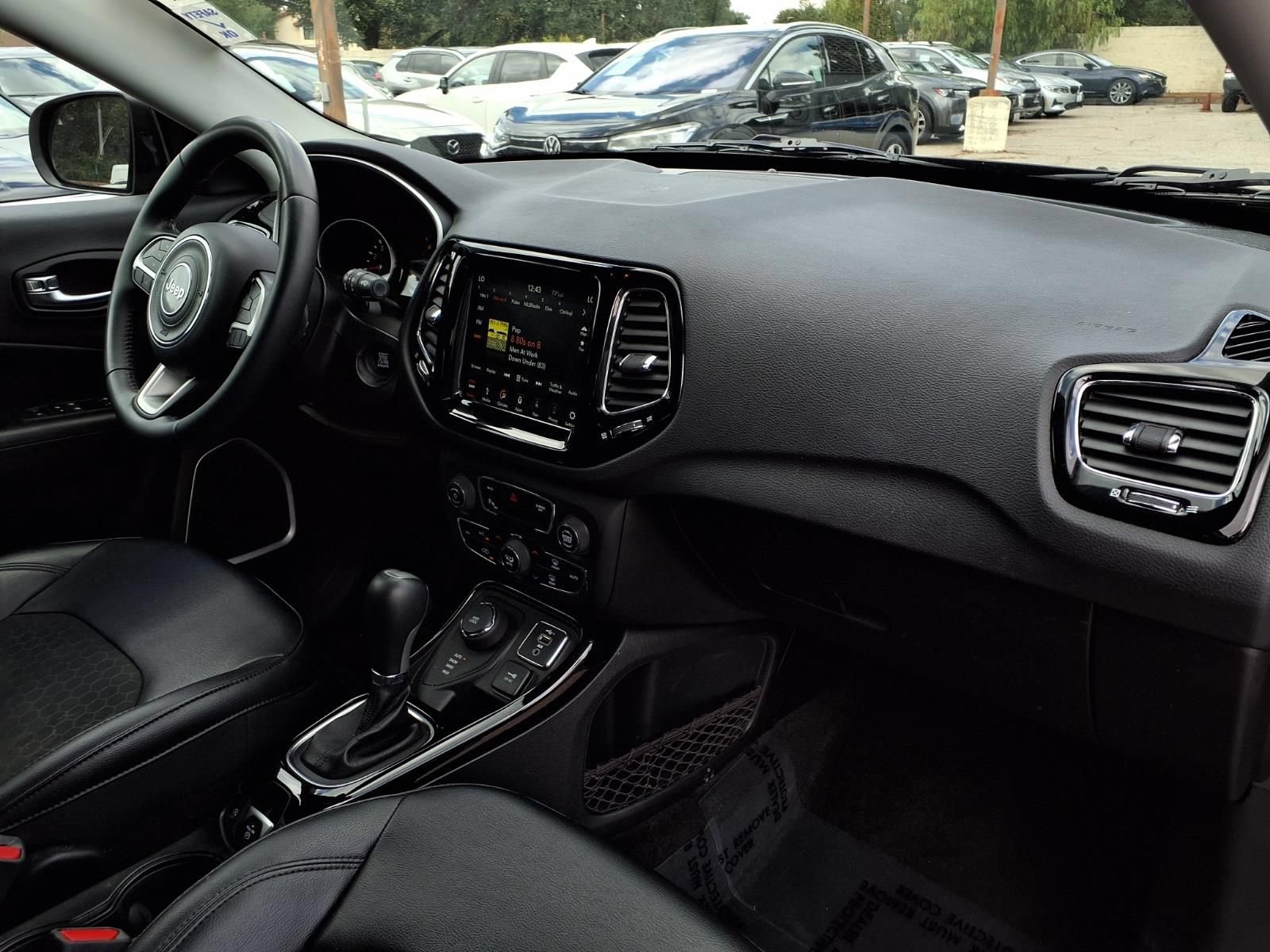 Used 2019 Jeep Compass Latitude AWD/4WD image 22