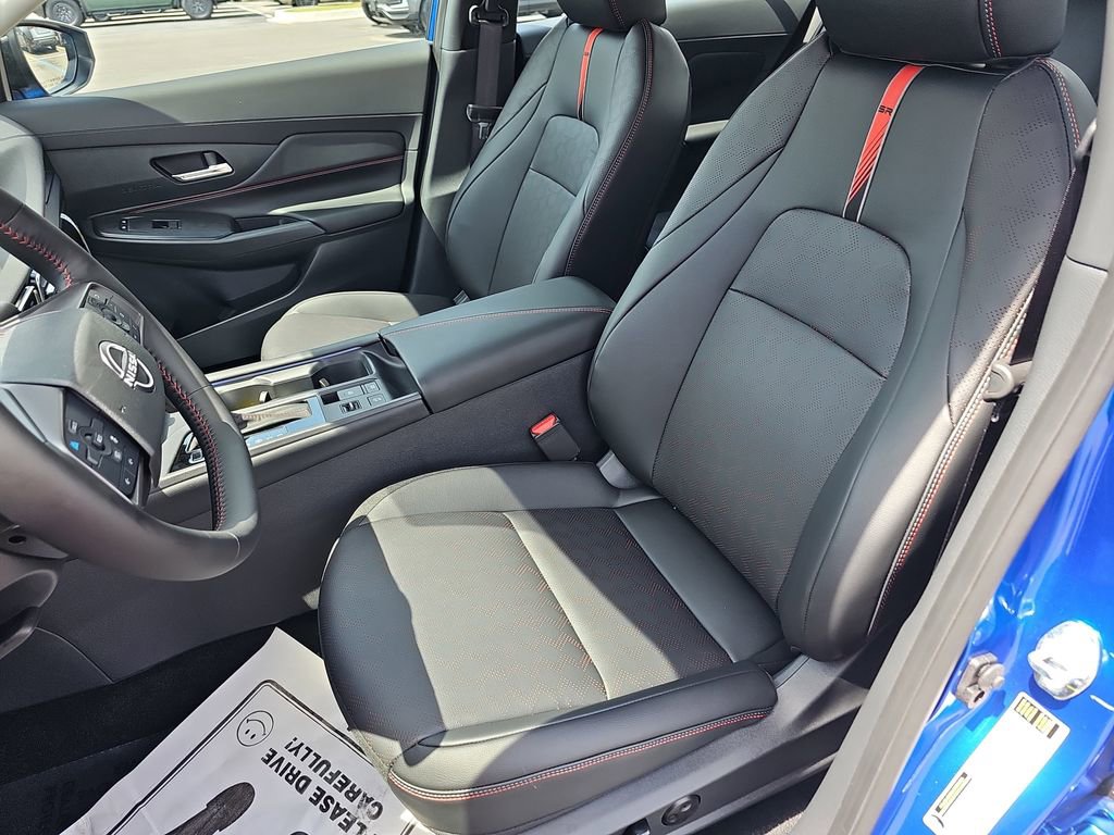 New 2026 Nissan Sentra SR w/ SR Premium Package image 18