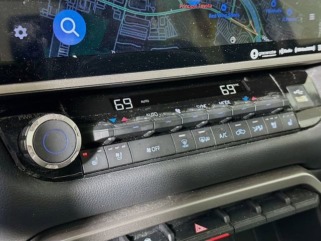 Used 2024 Toyota Tundra Limited image 18