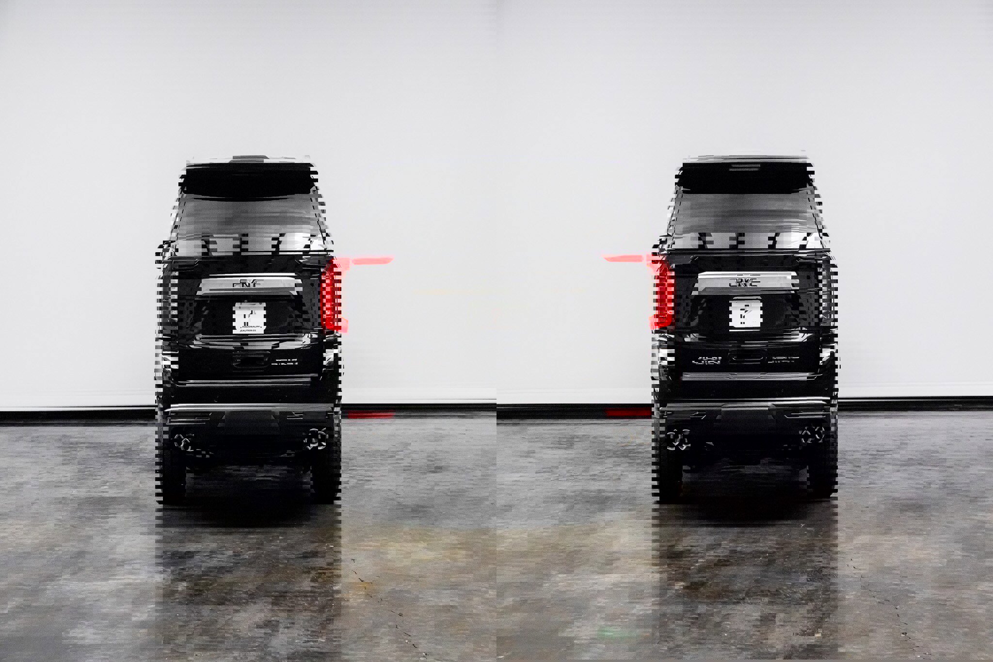 Used 2023 GMC Yukon Denali w/ Denali Reserve Package image 18