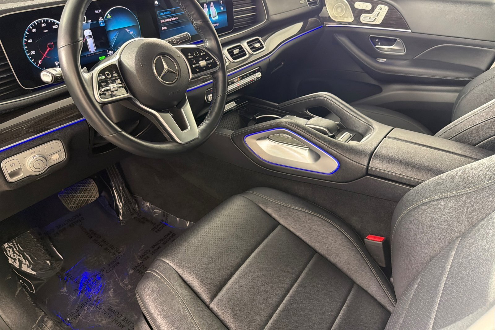 Used 2023 Mercedes-Benz GLS 450 4MATIC image 9