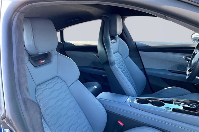 Used 2023 Audi RS e-tron GT w/ Carbon Performance Package image 7