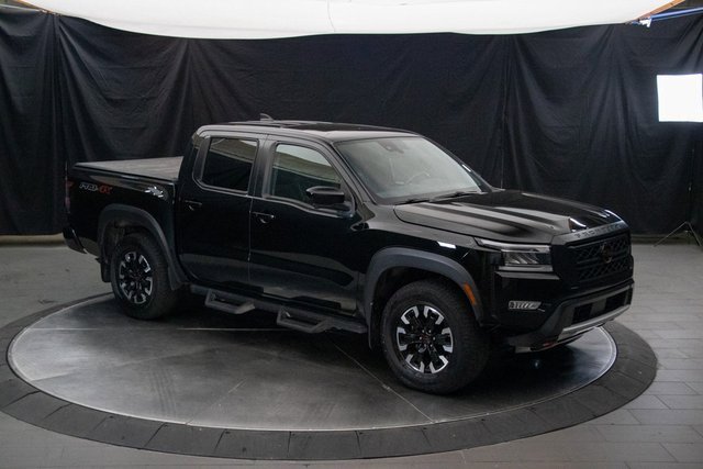 Used 2023 Nissan Frontier PRO-4X image 2