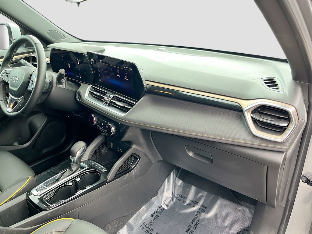 Used 2024 Chevrolet TrailBlazer ACTIV w/ Driver Confidence Package AWD/4WD image 27