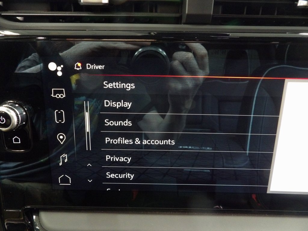 Used 2025 GMC Sierra 2500 AT4X image 21