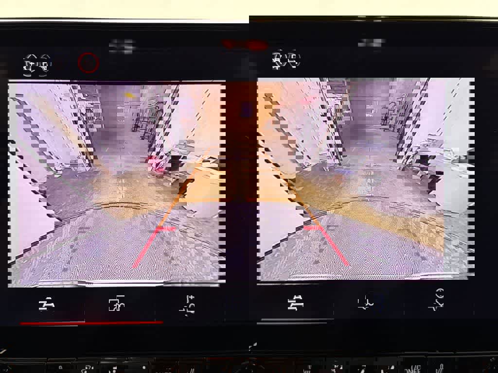 New 2026 GMC Canyon Elevation w/ Convenience Package image 55