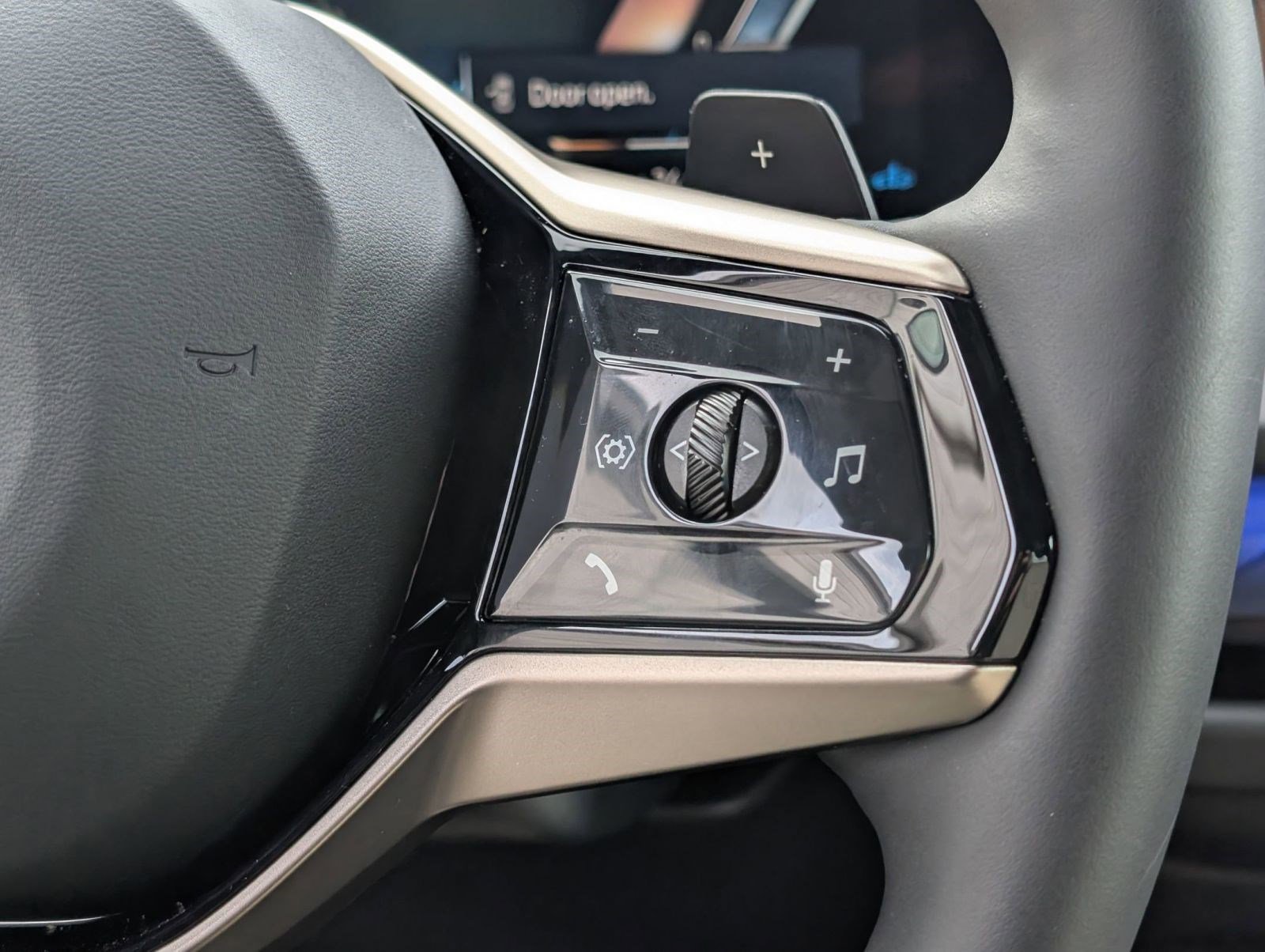 Used 2025 BMW X3 xDrive30i image 23