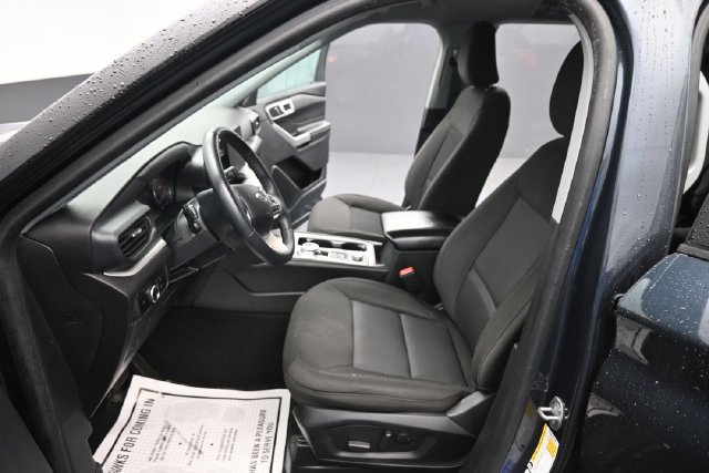 Used 2024 Ford Explorer XLT AWD/4WD image 14