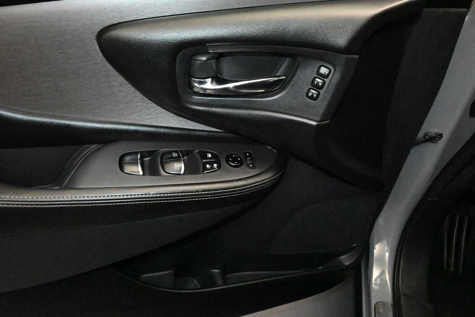 Used 2023 Nissan Murano SL w/ SL Moonroof Package AWD/4WD image 15