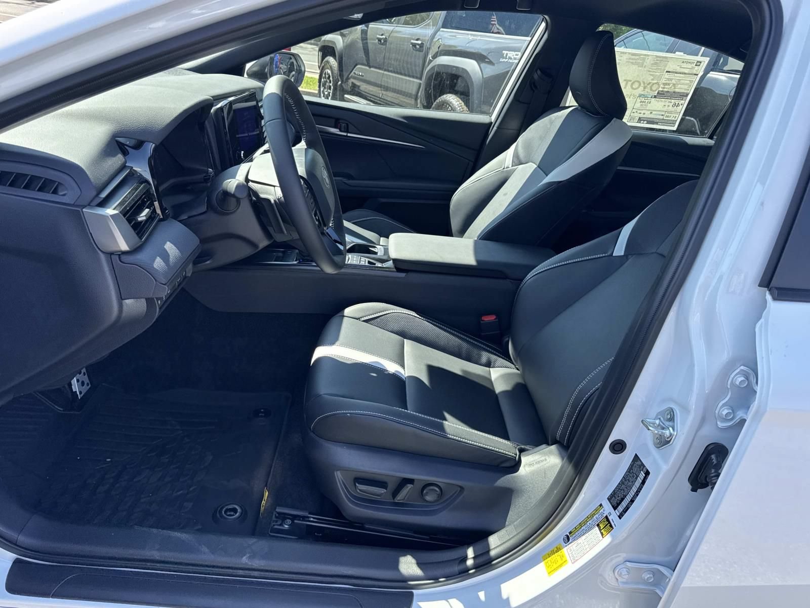 New 2026 Toyota Camry SE w/ Convenience Package AWD/4WD image 8