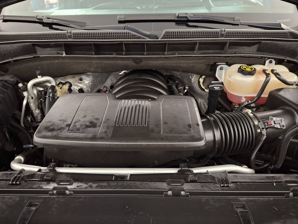 Used 2023 GMC Yukon XL Denali image 37