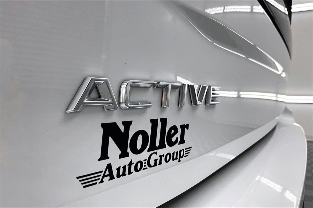 Used 2025 Ford Expedition Max Active image 8