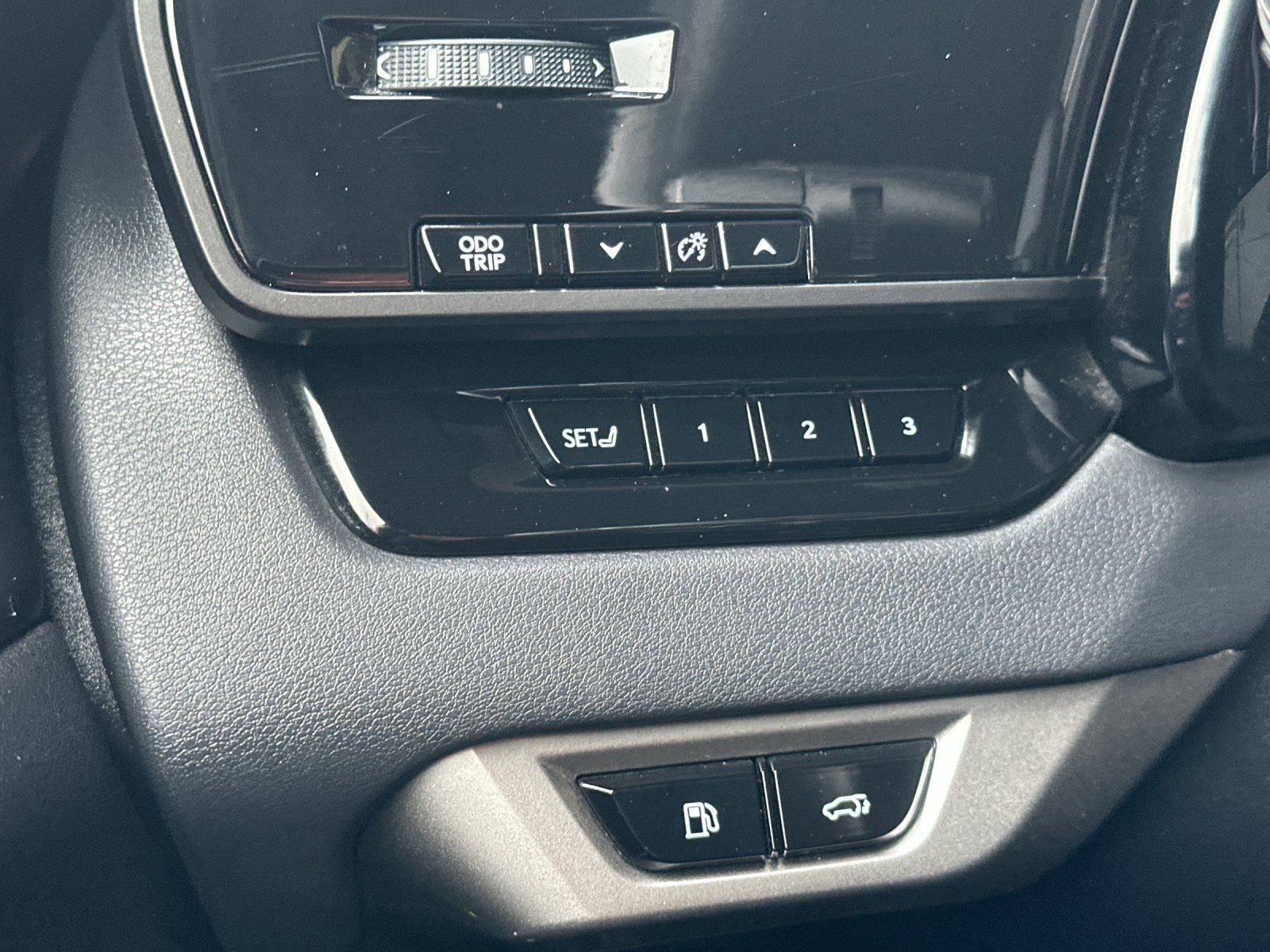 Used 2023 Lexus RX 350 Premium image 31