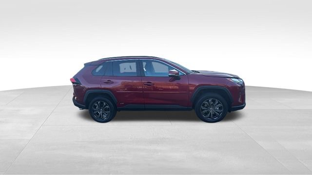 Used 2023 Toyota RAV4 XLE Premium AWD/4WD image 34