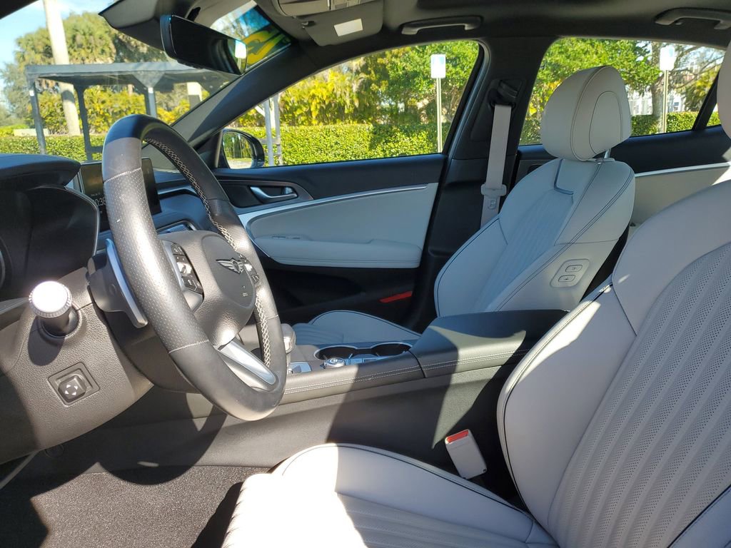 Used 2025 Genesis G70 2.5T w/ Sport Prestige Package image 20