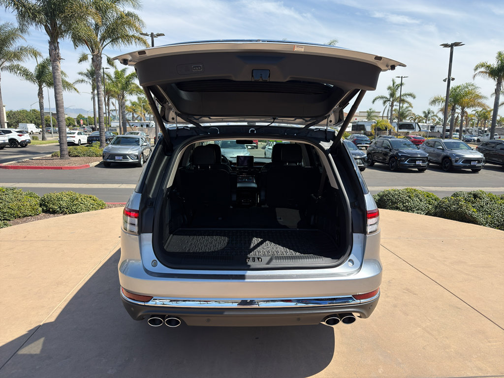 Used 2022 Lincoln Aviator Reserve RWD image 7