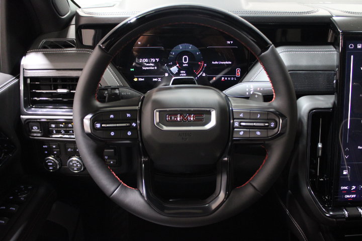 New 2026 GMC Yukon XL AT4 Ultimate AWD/4WD image 36