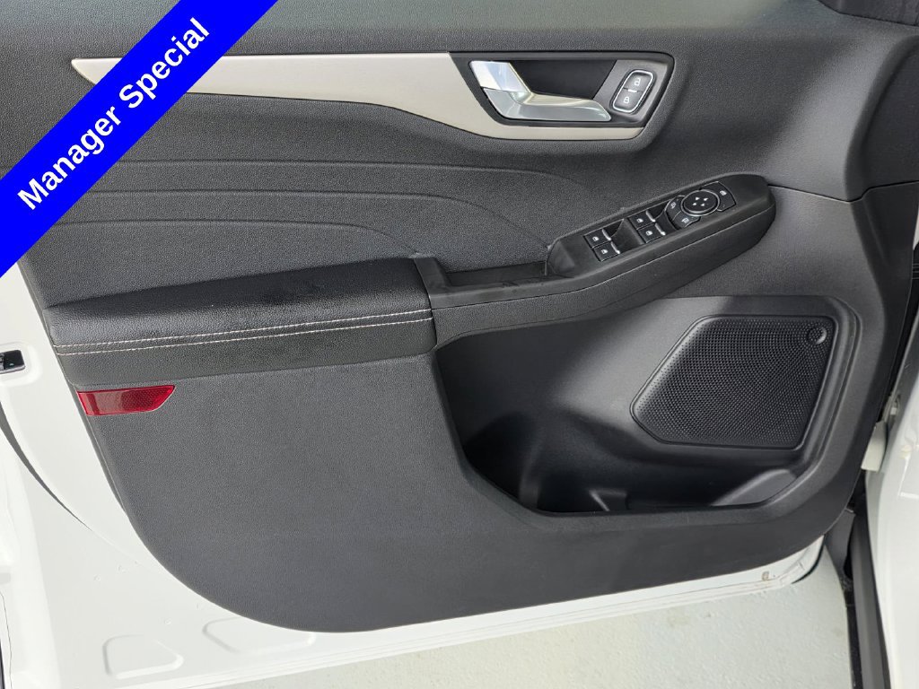 Used 2022 Ford Escape SEL FWD image 37