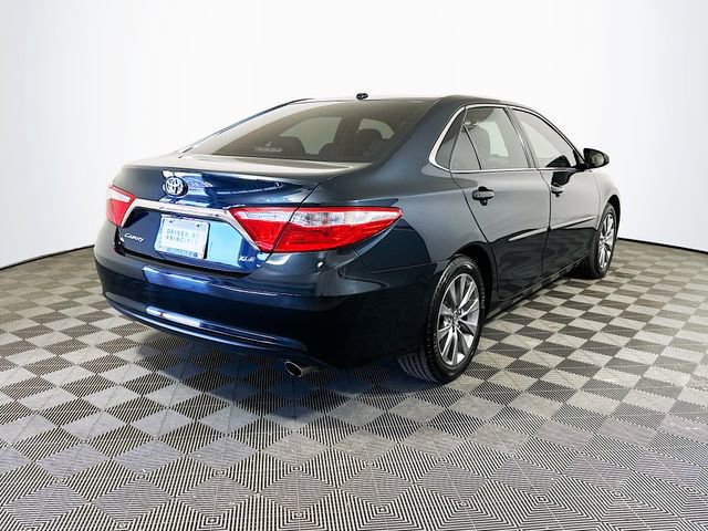 Used 2017 Toyota Camry XLE image 8