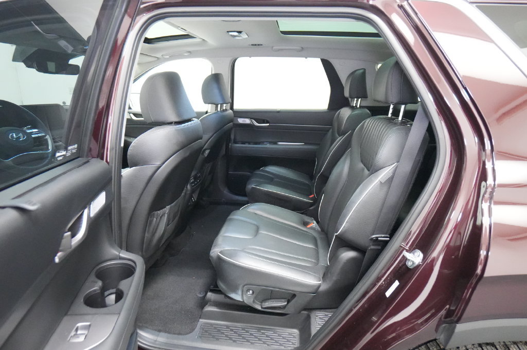 Used 2023 Hyundai Palisade Limited AWD/4WD image 21
