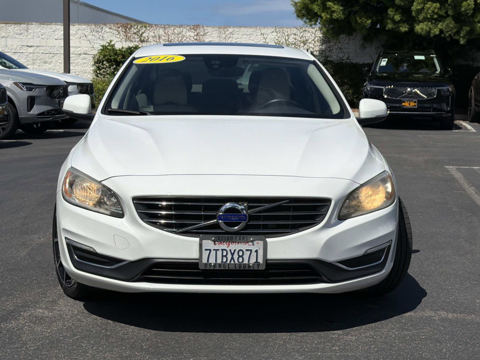 Used 2016 Volvo S60 T5 Premier w/ 19" Sport Package FWD image 2