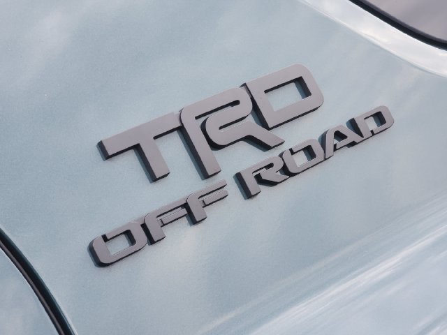 Used 2025 Toyota 4Runner TRD Off-Road Premium w/ Tow Technology Package AWD/4WD image 9