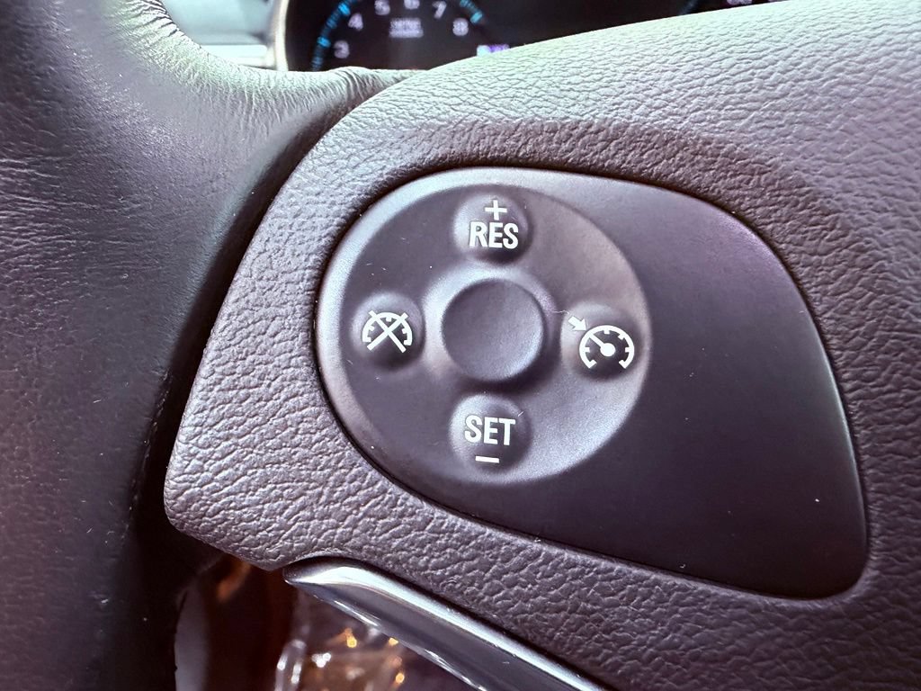 Used 2017 Chevrolet Impala LT w/ Convenience Package FWD image 18