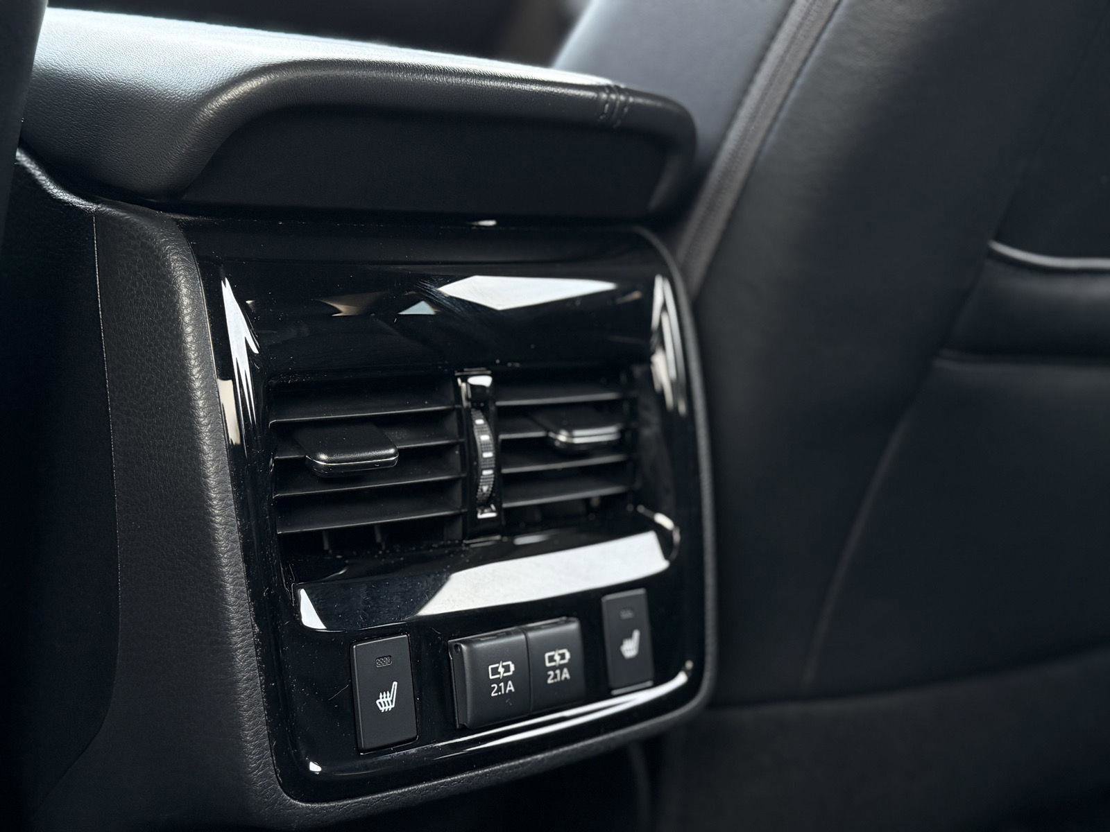 Used 2019 Toyota Avalon Touring image 19