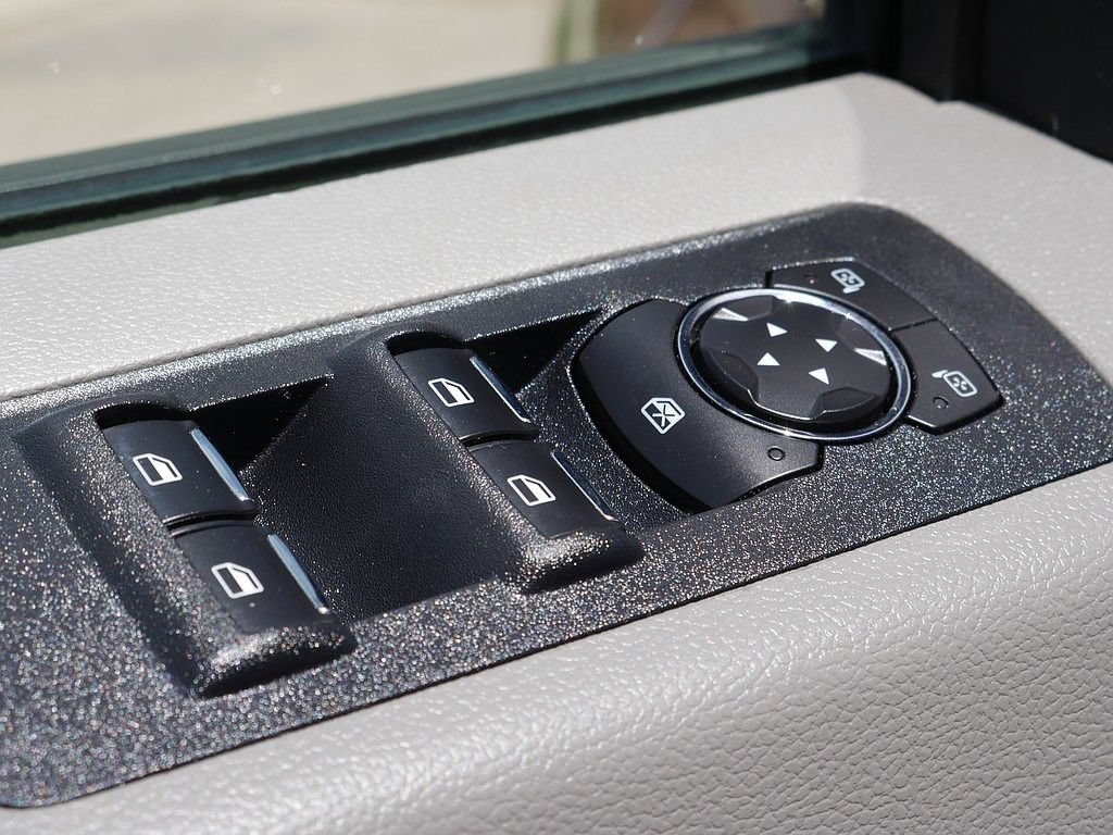 Used 2020 Ford F150 XLT w/ Equipment Group 302A Luxury AWD/4WD image 27