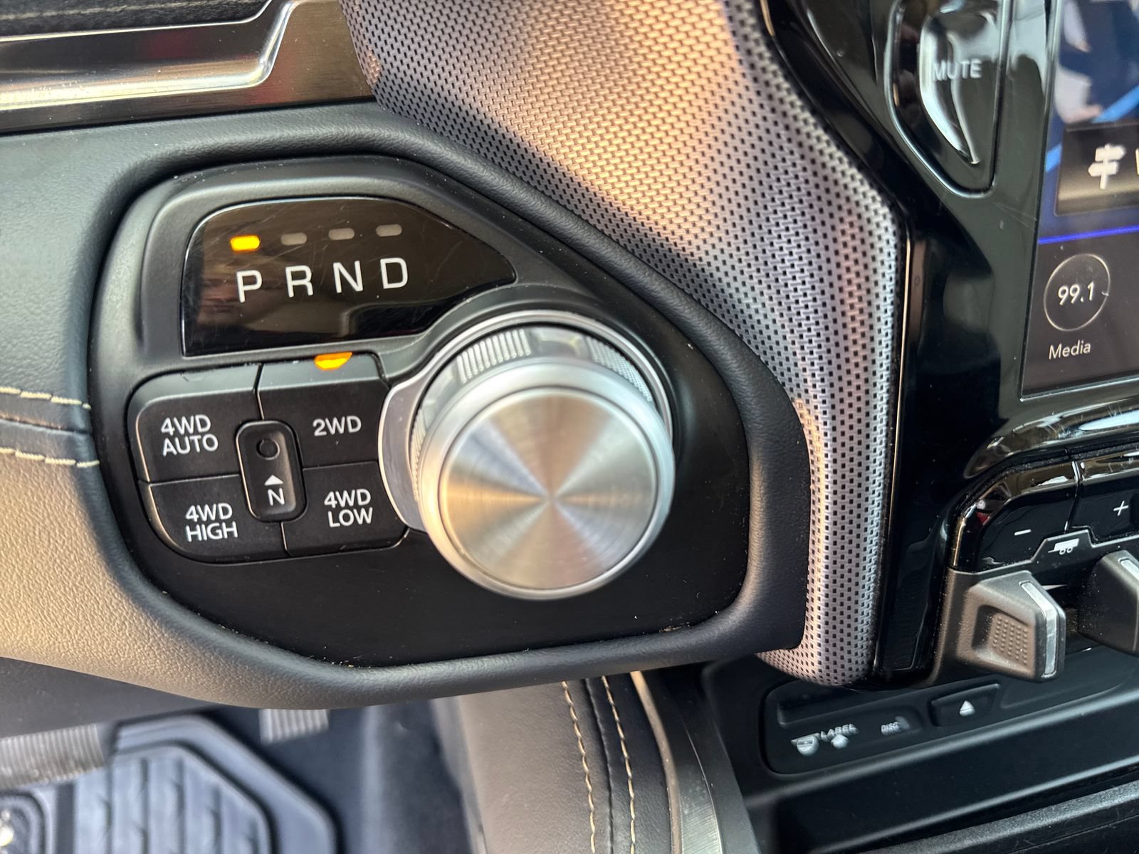 Used 2019 RAM 1500 Limited AWD/4WD image 13