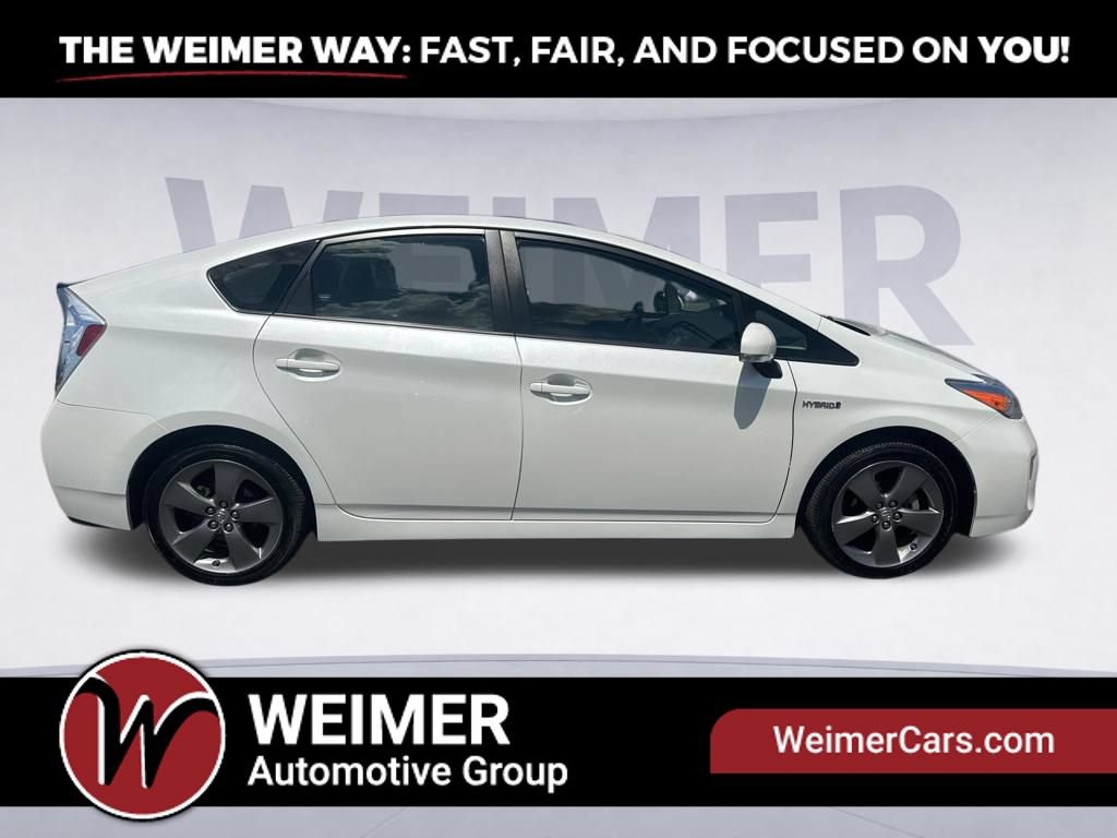 Used 2015 Toyota Prius Persona Series FWD image 4