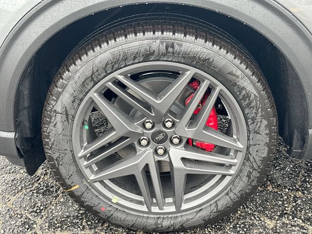 New 2026 Ford Explorer ST w/ Sun And Sound Package AWD/4WD image 13